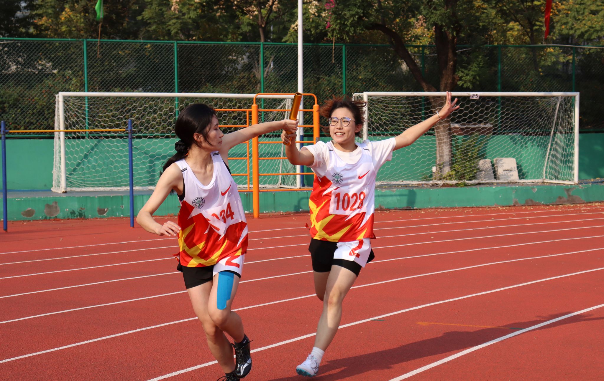 林院学子运动会大放异彩